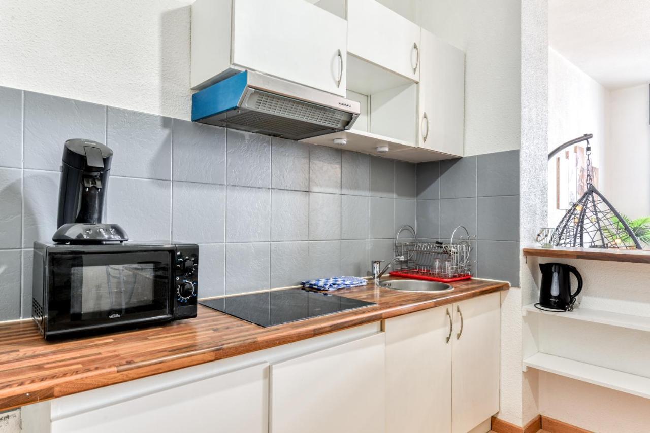 Ferienwohnung Parenthese Occitane -Wifi - Balneo- Parking Gratuit - Netflix Carcassonne Exterior foto